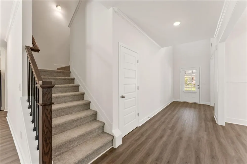 7332 Rocklin Lane Flowery Branch, GA 30542