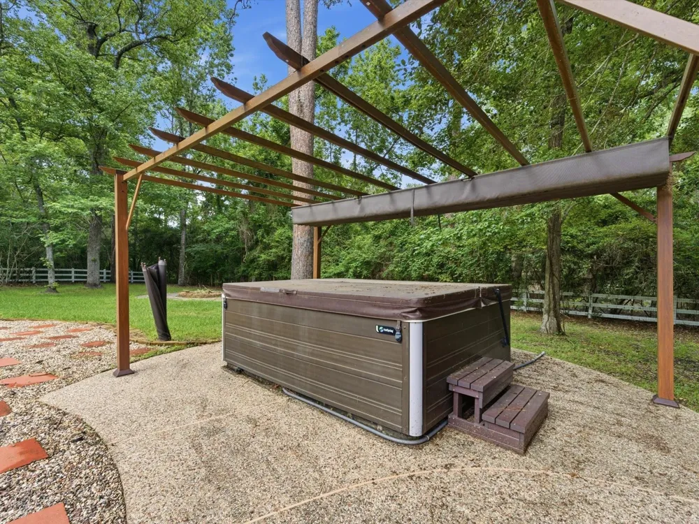 8710 Linn Lane Magnolia, TX 77354