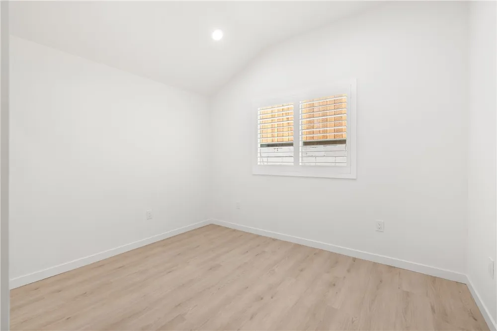 15030 Hesby Street Sherman Oaks, CA 91403