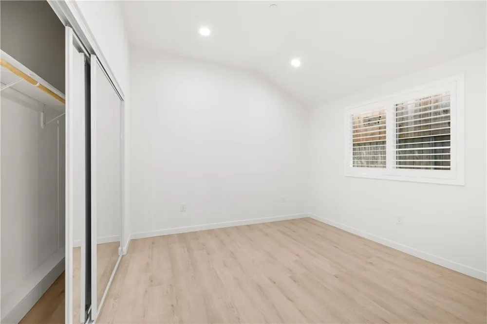 15030 Hesby Street Sherman Oaks, CA 91403