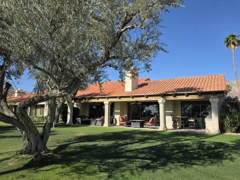 49460 Avenida Club La Quinta