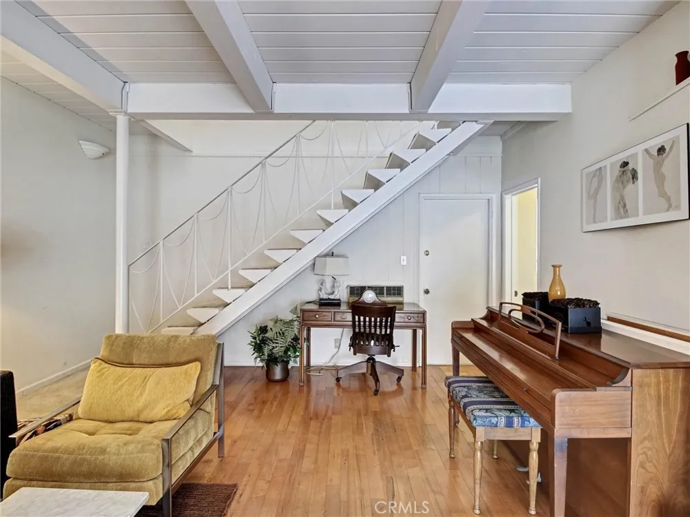 4268 Troost Avenue Studio City, CA 91604