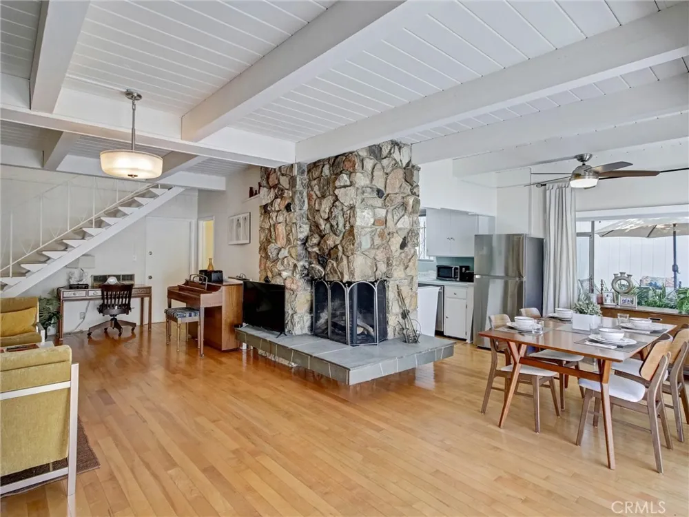4268 Troost Avenue Studio City, CA 91604