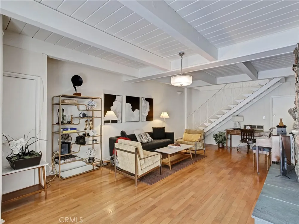 4268 Troost Avenue Studio City, CA 91604