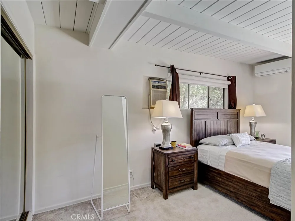 4268 Troost Avenue Studio City, CA 91604