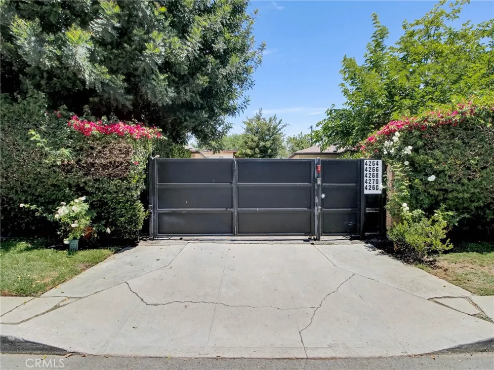 4268 Troost Avenue Studio City, CA 91604