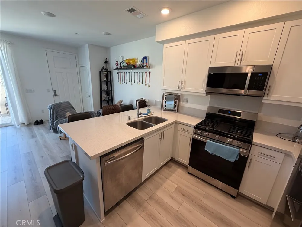 1364 Anise Way Upland, CA 91786