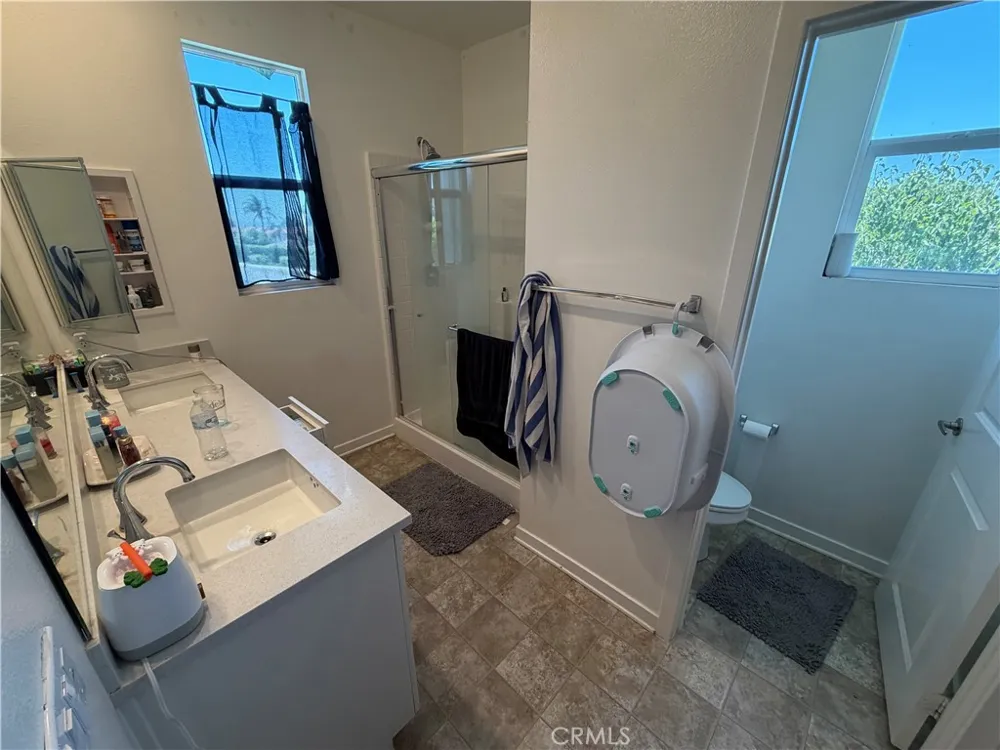 1374 Chervil Way Upland, CA 91786