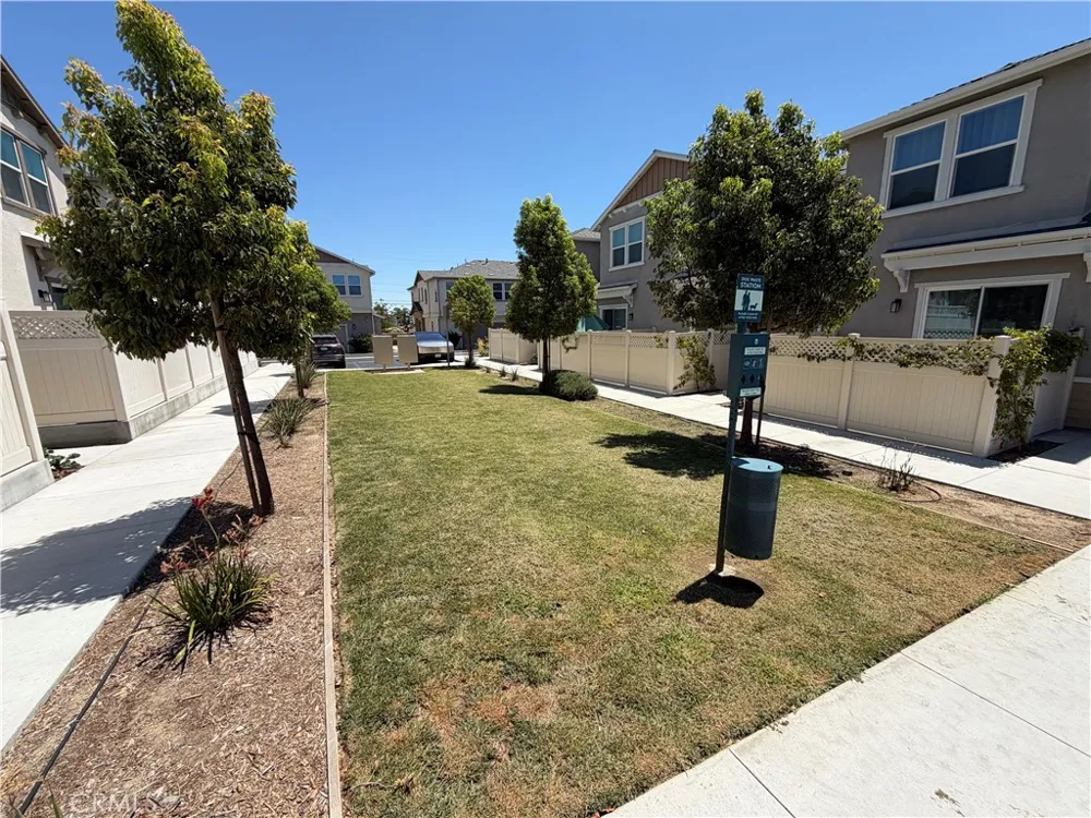 1374 Chervil Way Upland, CA 91786