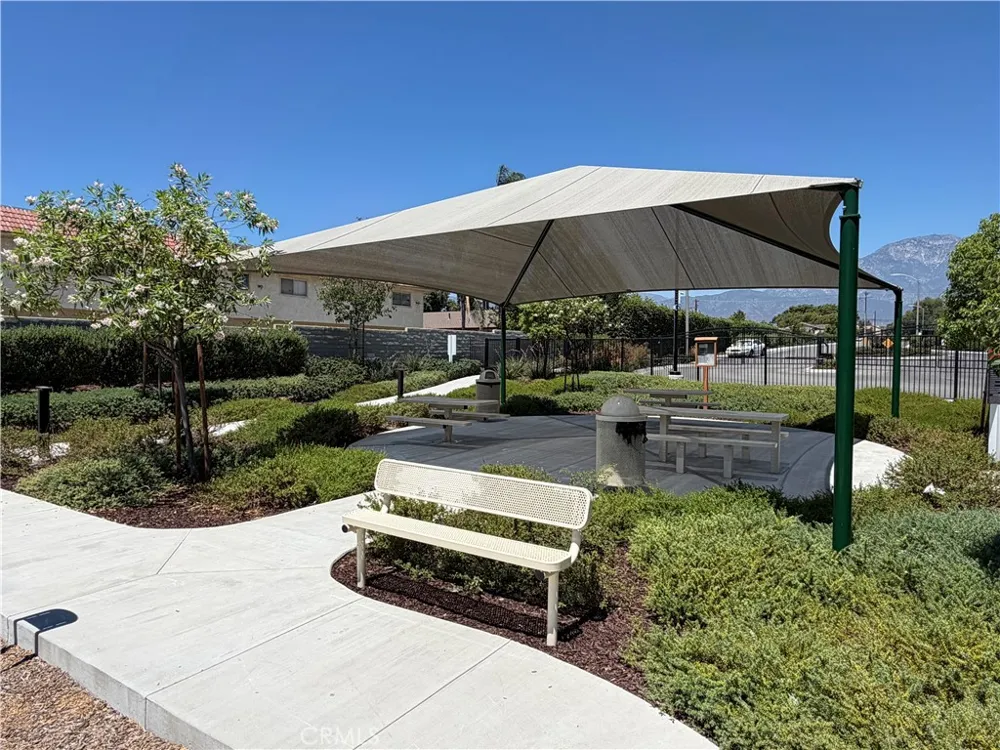 1374 Chervil Way Upland, CA 91786