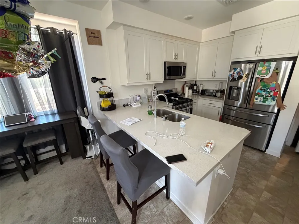 1374 Chervil Way Upland, CA 91786