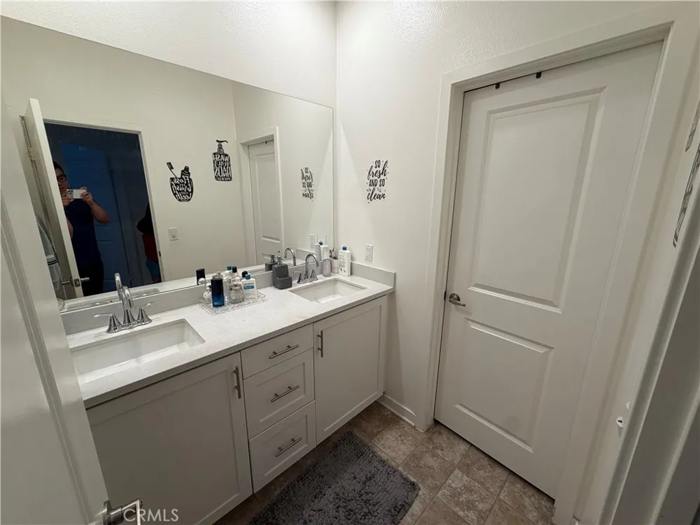 1374 Chervil Way Upland, CA 91786
