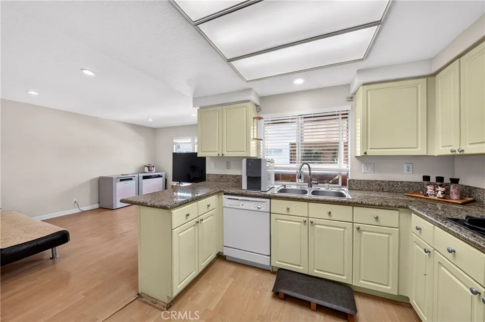 2801 Sepulveda #8 Torrance, CA 90505