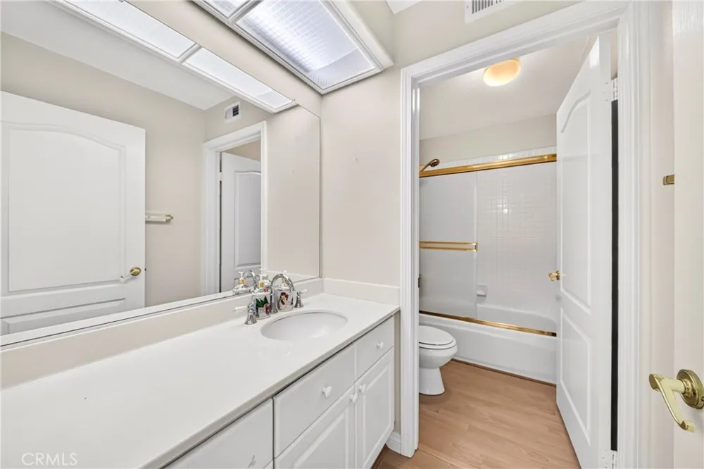 2801 Sepulveda #8 Torrance, CA 90505