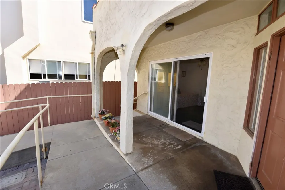 16861 S Pacific Sunset Beach, CA 90742