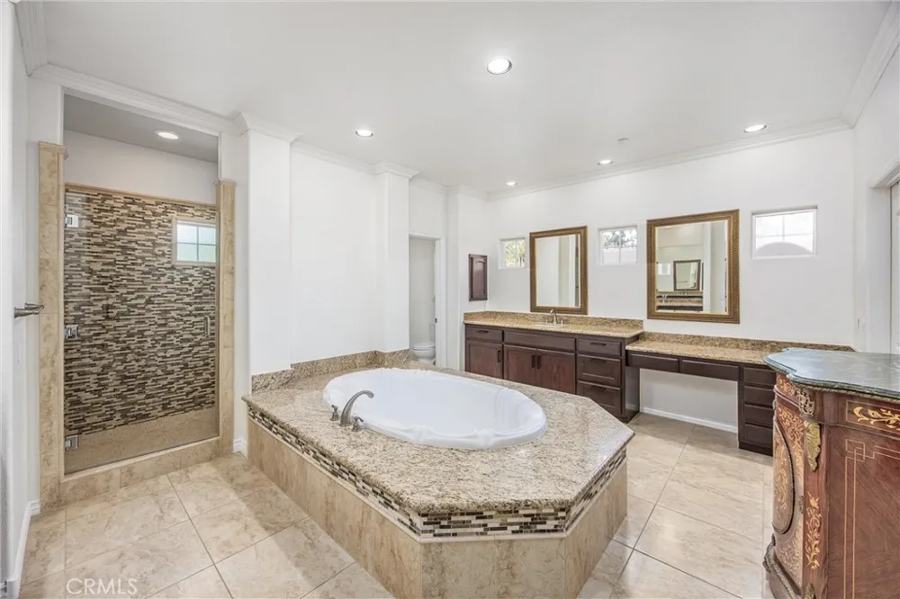 652 Fairway Drive Redlands, CA 92373