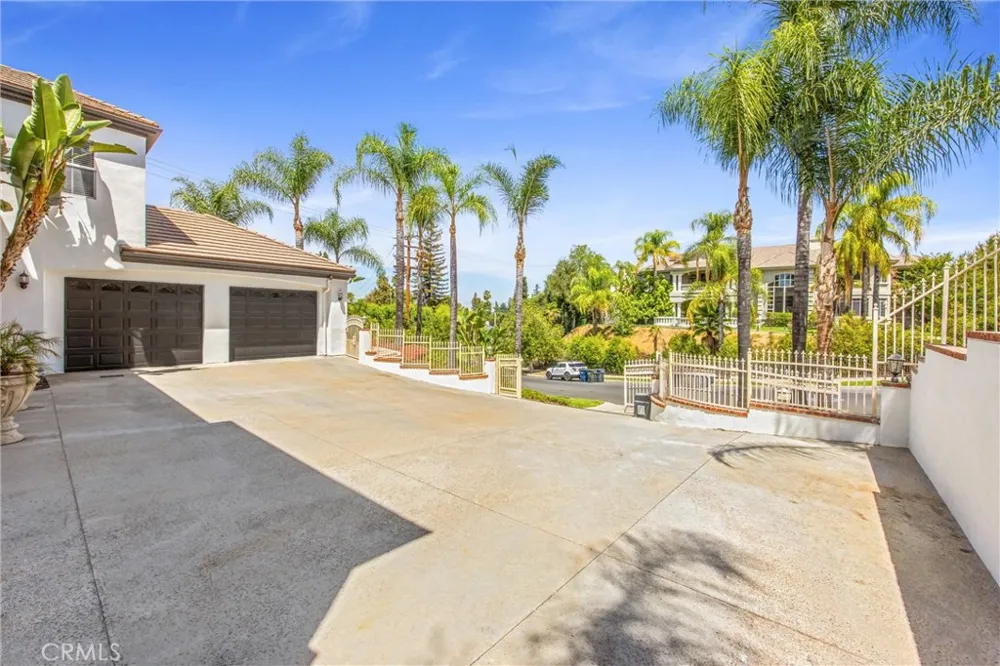 652 Fairway Drive Redlands, CA 92373