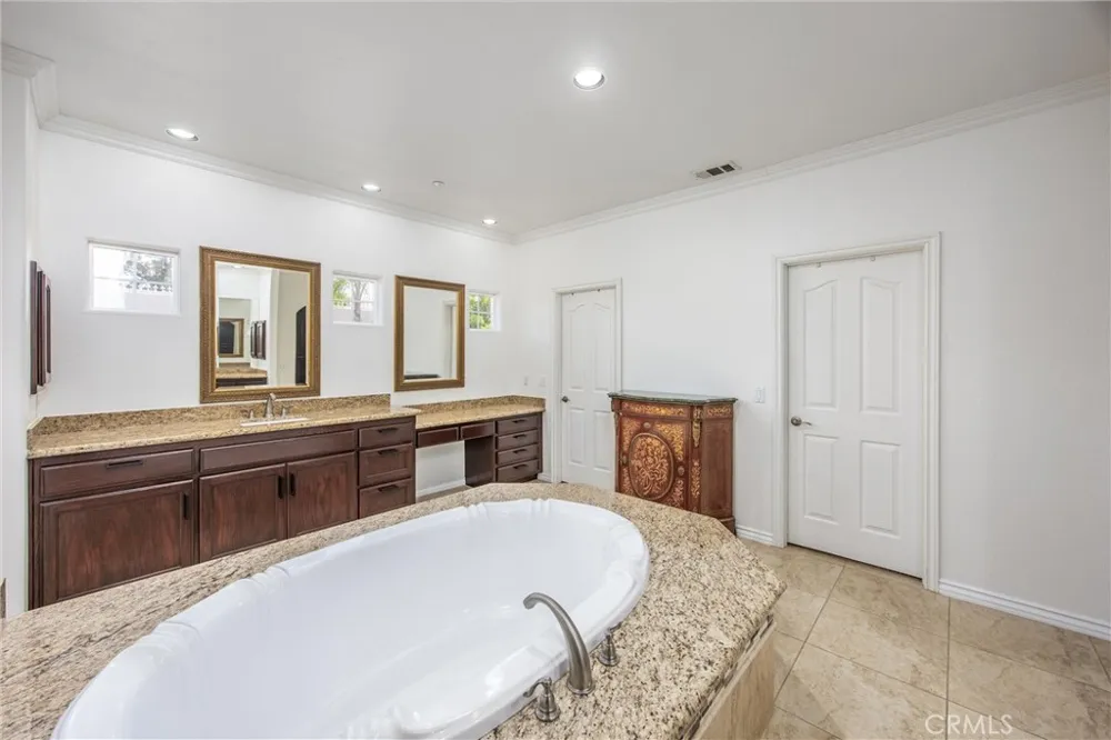 652 Fairway Drive Redlands, CA 92373