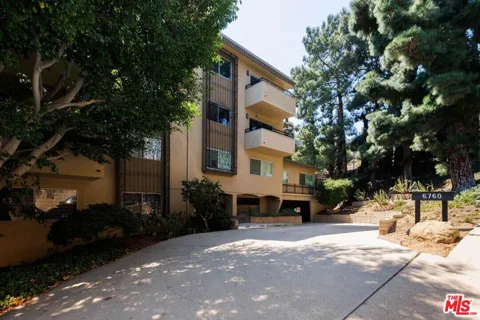 6760 Hillpark Drive #408