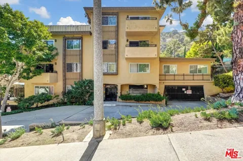 6760 Hillpark Drive #408