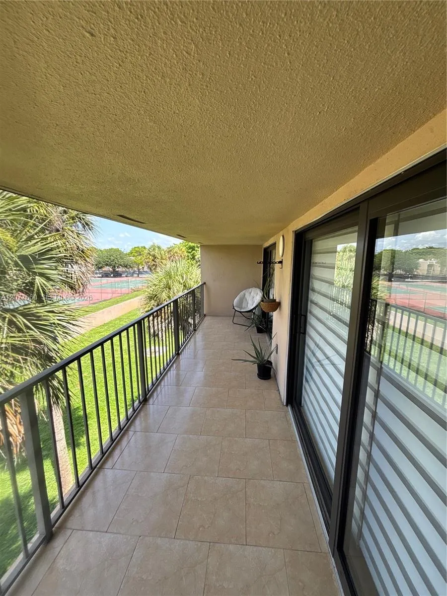 6305 Gage Pl #309A Miami Lakes, FL 33014