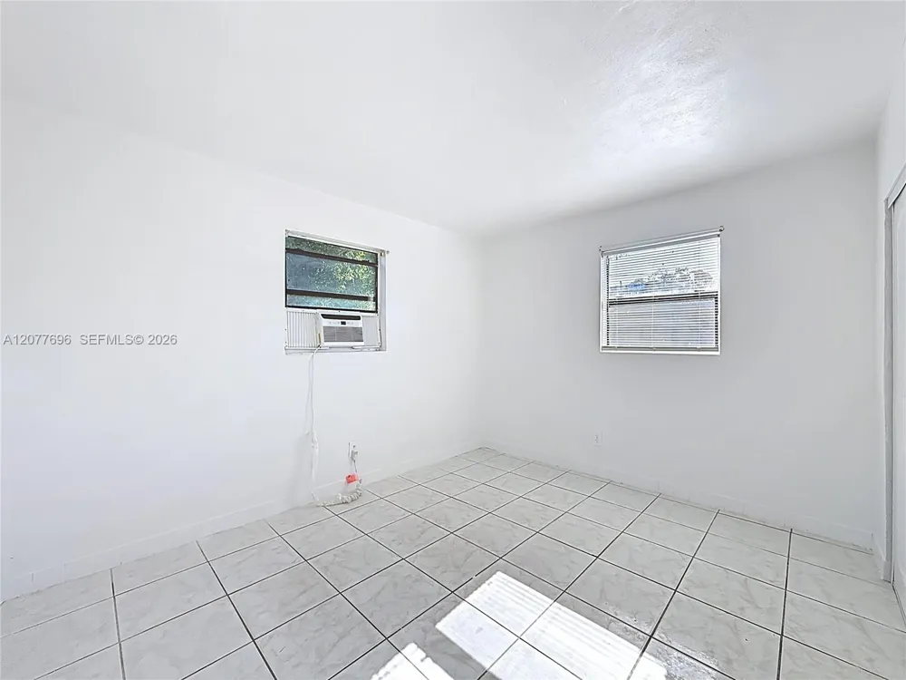 2419 NW 6th Ct Pompano Beach, FL 33069