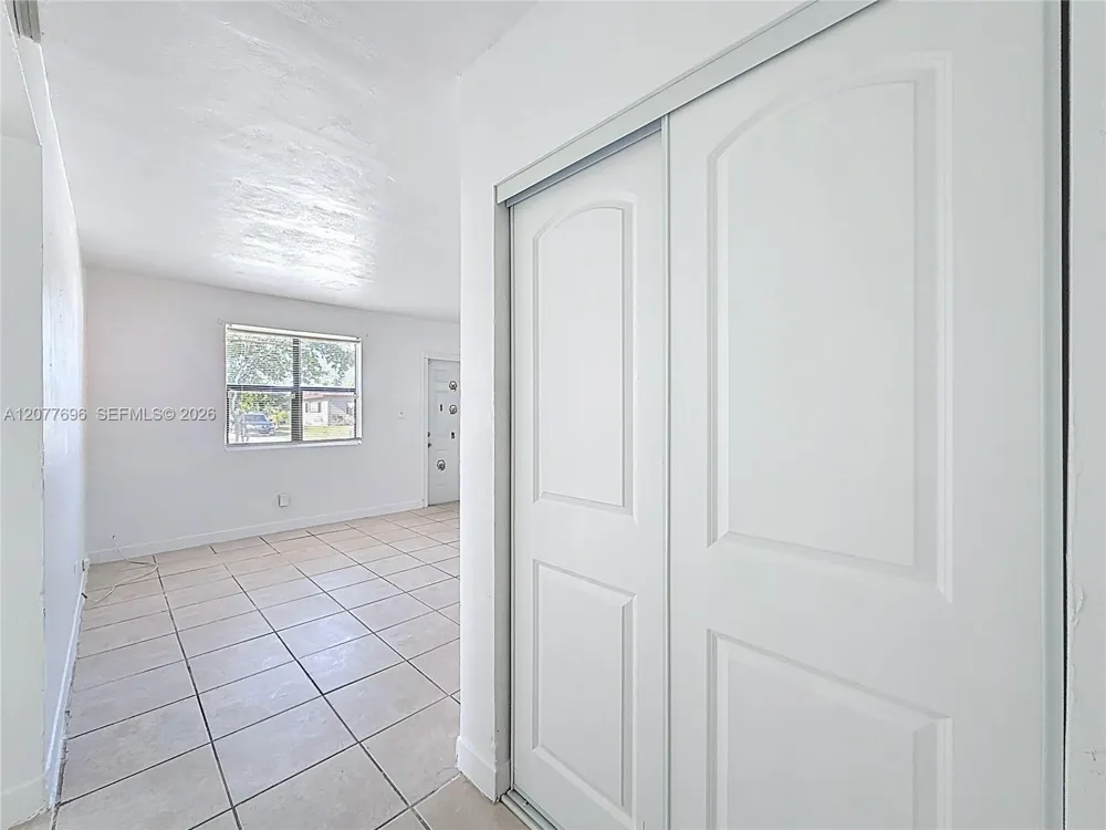 2419 NW 6th Ct Pompano Beach, FL 33069