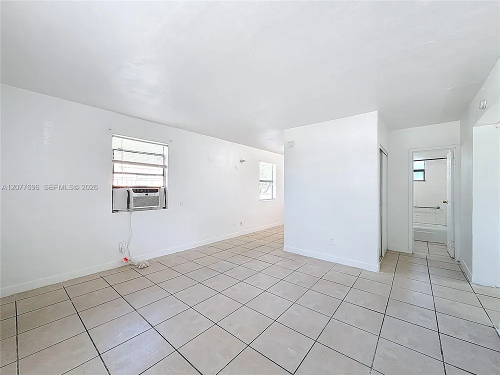 2419 NW 6th Ct Pompano Beach, FL 33069