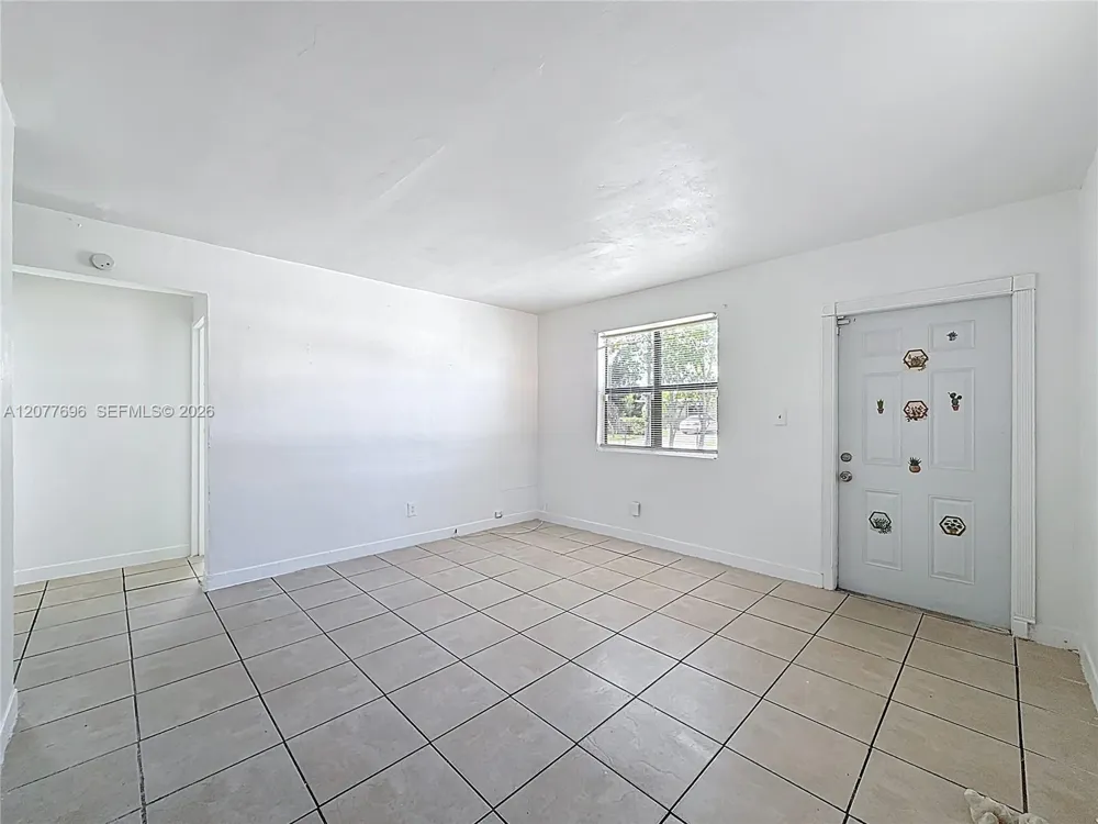 2419 NW 6th Ct Pompano Beach, FL 33069