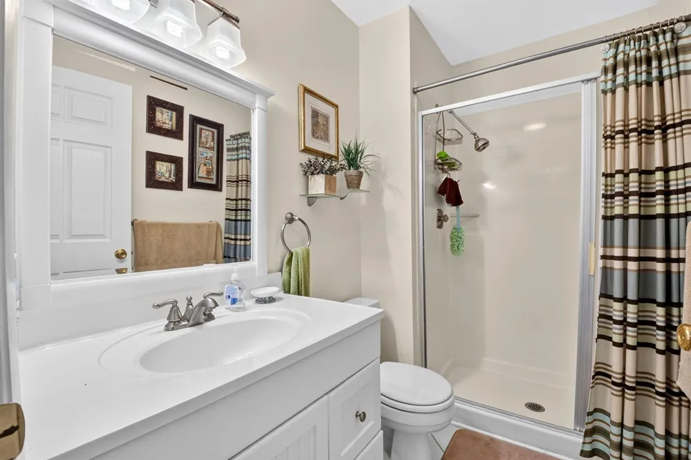 226 LAKE CONSTANCE DRIVE #226 West Palm Beach, FL 33411