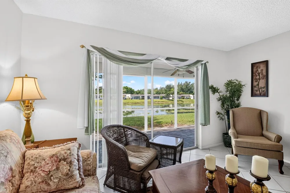 226 LAKE CONSTANCE DRIVE #226 West Palm Beach, FL 33411