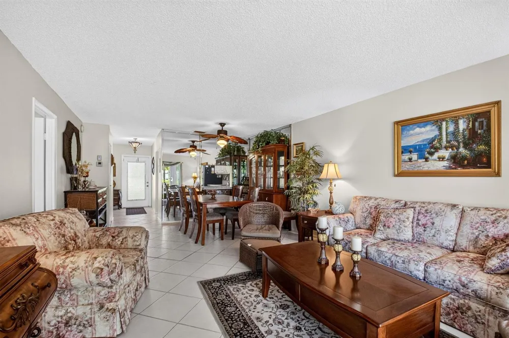 226 LAKE CONSTANCE DRIVE #226 West Palm Beach, FL 33411