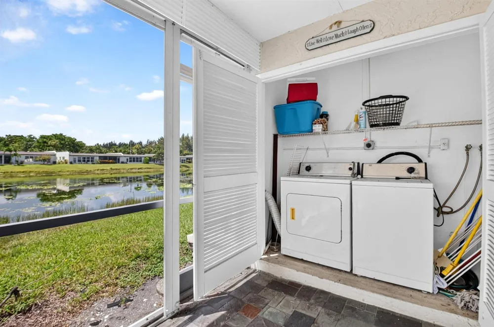 226 LAKE CONSTANCE DRIVE #226 West Palm Beach, FL 33411