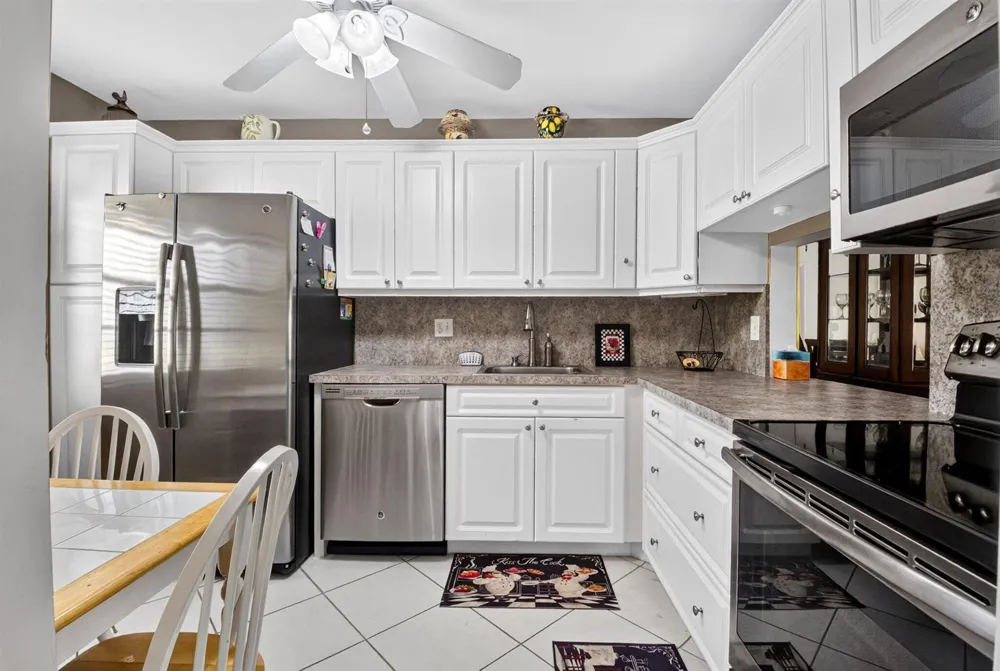226 LAKE CONSTANCE DRIVE #226 West Palm Beach, FL 33411