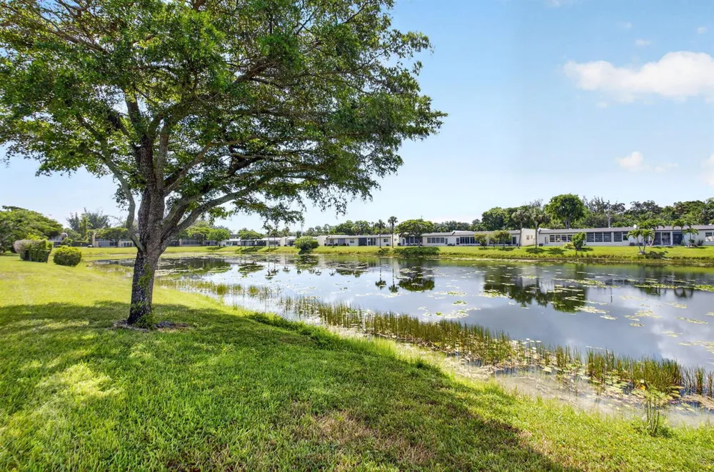 226 LAKE CONSTANCE DRIVE #226 West Palm Beach, FL 33411