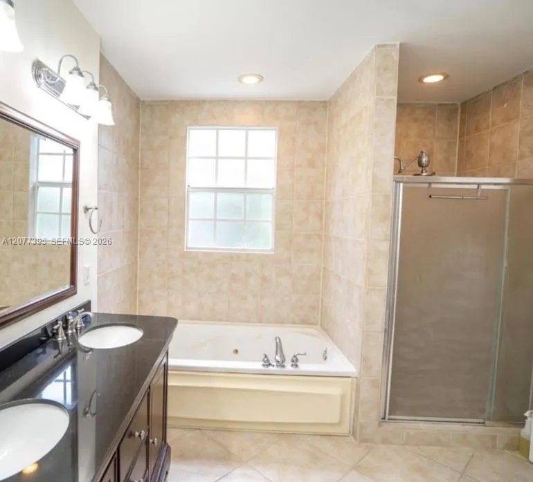 2685 NE 9th Ave #4 Wilton Manors, FL 33334