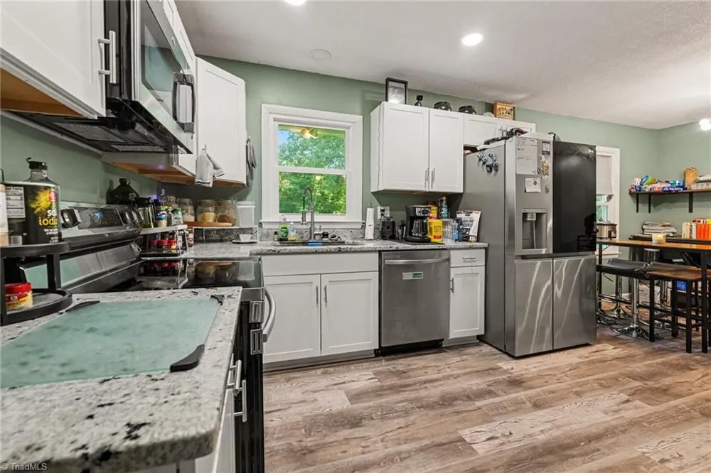 2205 Cardinal Drive Jamestown, NC 27282