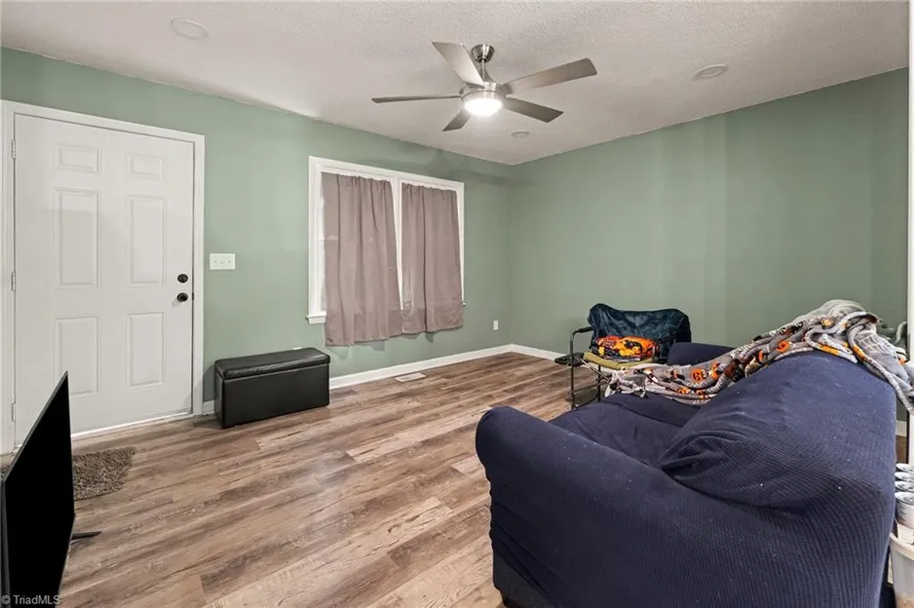 2205 Cardinal Drive Jamestown, NC 27282