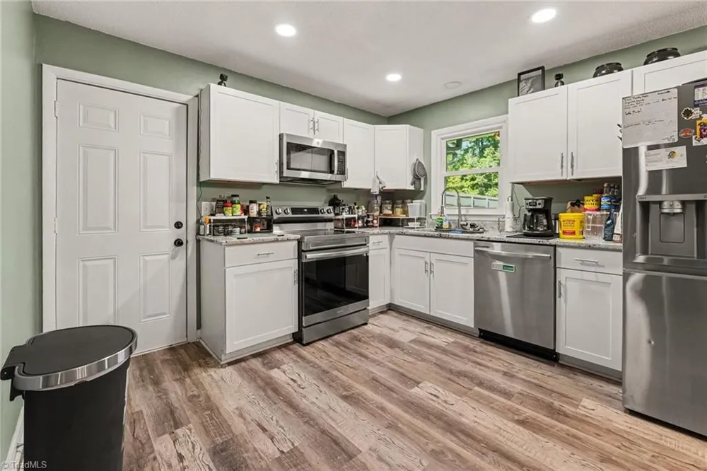 2205 Cardinal Drive Jamestown, NC 27282