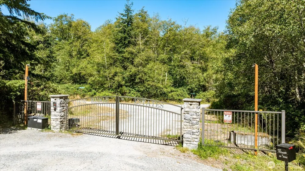 3437 Water View Langley, WA 98260