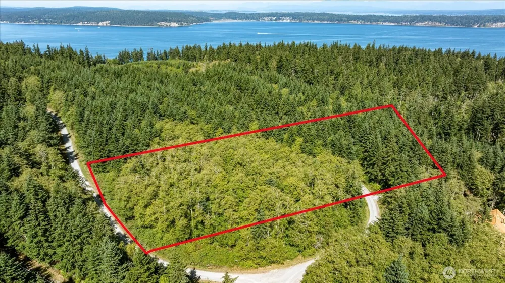 3437 Water View Langley, WA 98260