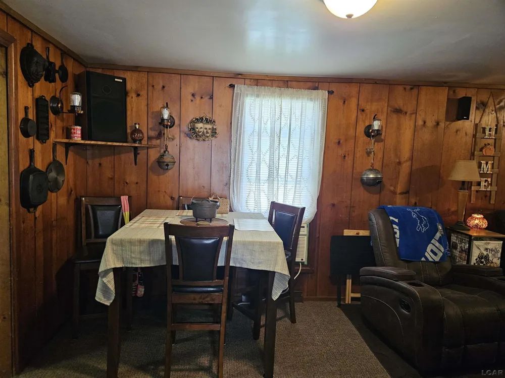 1116 Walker Street Jackson City, MI 49202