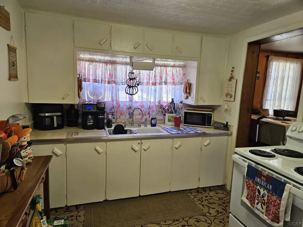 1116 Walker Street Jackson City, MI 49202