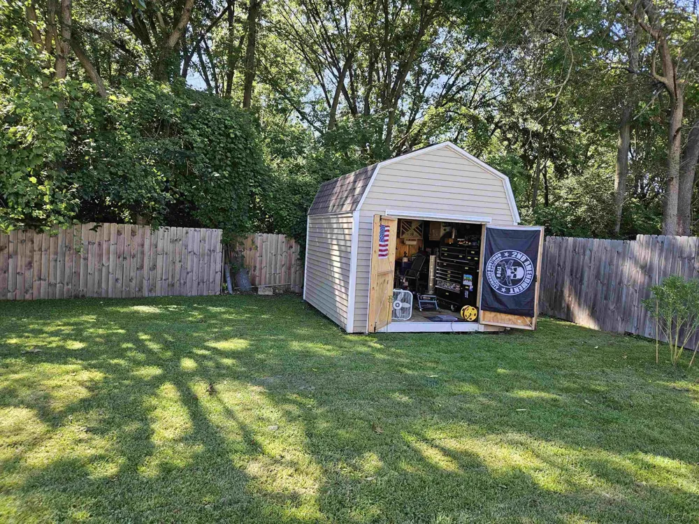 1116 Walker Street Jackson City, MI 49202