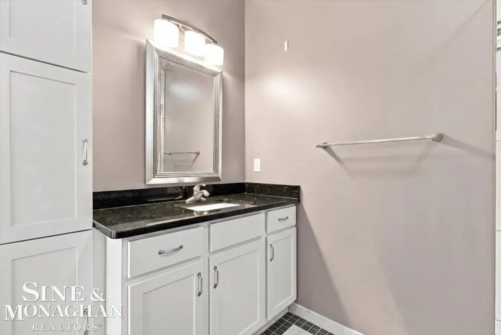 333 Hawks Nest Drive East China Township, MI 48054