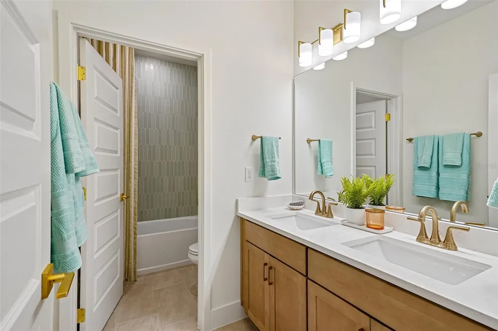 17428 HONEYBELL TANGELO COURT Winter Garden, FL 34787