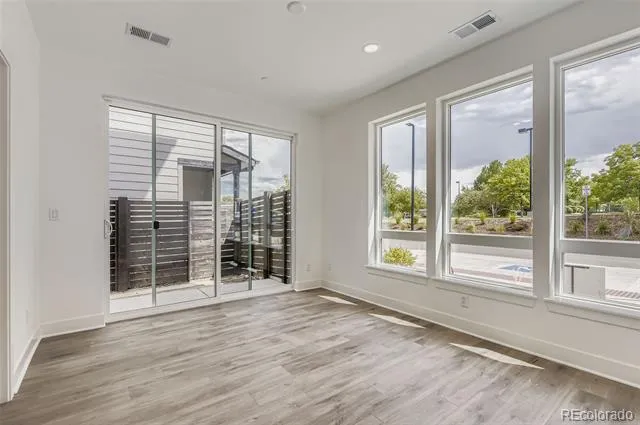 10886 E Hinsdale Circle Centennial, CO 80112