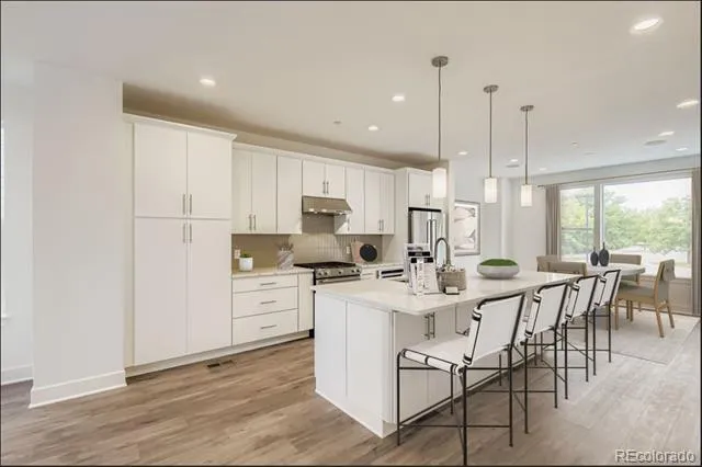 10886 E Hinsdale Circle Centennial, CO 80112