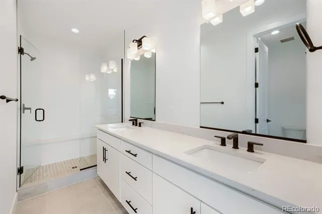 10904 E Hinsdale Circle Centennial, CO 80112