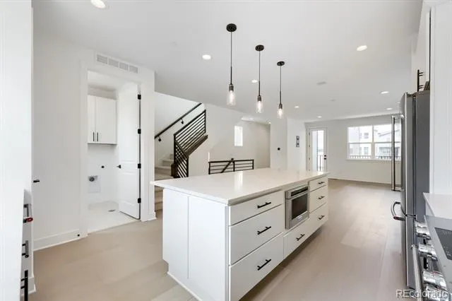10904 E Hinsdale Circle Centennial, CO 80112
